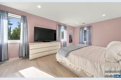 19 Coppel Drive, Tenafly, NJ 07670 - Photo 16
