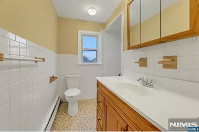 343 Wagaraw Road, Hawthorne, NJ 07506 - Photo 32