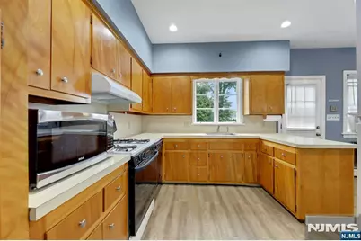 343 Wagaraw Road, Hawthorne, NJ 07506 - Photo 20