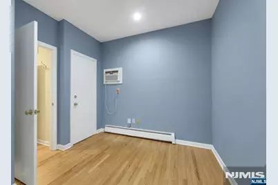 343 Wagaraw Road, Hawthorne, NJ 07506 - Photo 12