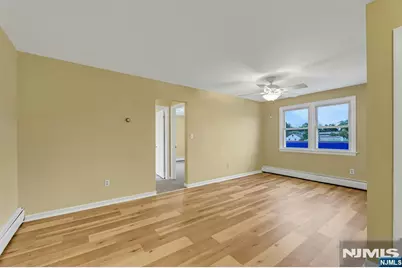 343 Wagaraw Road, Hawthorne, NJ 07506 - Photo 26