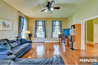 46 Seton Hall Drive, Oakland, NJ 07436 - Photo 8