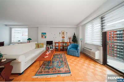 151 Prospect Avenue 16D #16D, Hackensack, NJ 07601 - Photo 6
