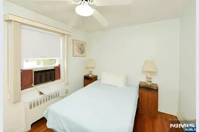 151 Hickory Avenue, Bergenfield, NJ 07621 - Photo 10
