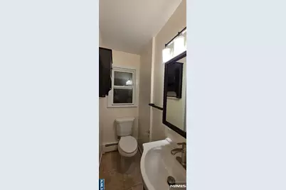 95 Stefanic Avenue, Elmwood Park, NJ 07407 - Photo 18