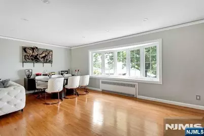 694 Center Street House #House, Ridgefield, NJ 07657 - Photo 6