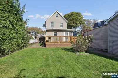 186 Grand Street, New Milford, NJ 07646 - Photo 14