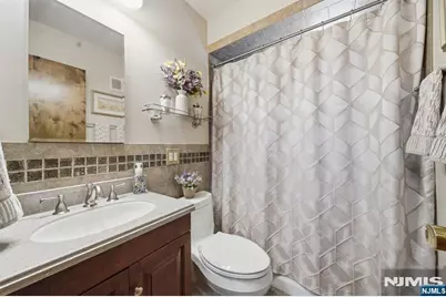 5-22 Hazel Place, Fair Lawn, NJ 07410 - Photo 8