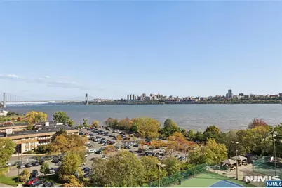 1055 River Road 1006 #1006, Edgewater, NJ 07020 - Photo 2