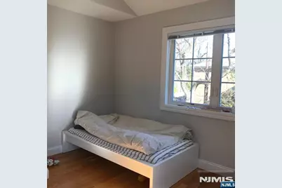 9 Lindley Avenue, Tenafly, NJ 07670 - Photo 10