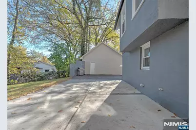 16 Old Short Hills Road 1 #1, Millburn, NJ 07041 - Photo 18
