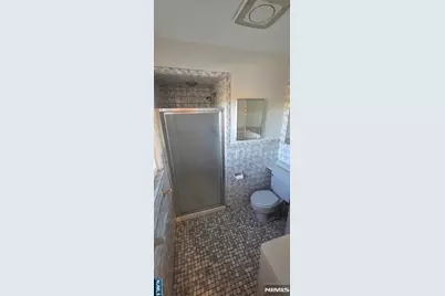 245 Hillside Avenue, Nutley, NJ 07110 - Photo 16