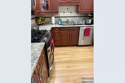 5 E Tenakill Park 303 #303, Cresskill, NJ 07626 - Photo 4
