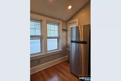 704 3rd Street, Lyndhurst Township, NJ 07071 - Photo 8