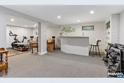 521 Cleveland Avenue, River Vale Township, NJ 07675 - Photo 20