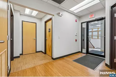 92 Union Avenue, Cresskill, NJ 07626 - Photo 8