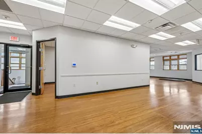 92 Union Avenue, Cresskill, NJ 07626 - Photo 10