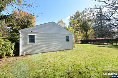 5 Beekman Place, Glen Rock, NJ 07452 - Photo 22