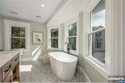 43 Garfield Place, Ridgewood, NJ 07450 - Photo 16