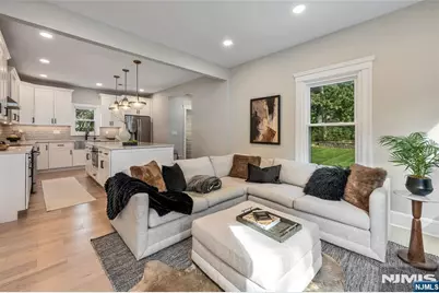 43 Garfield Place, Ridgewood, NJ 07450 - Photo 8