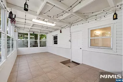 251 W Midland Avenue, Paramus, NJ 07652 - Photo 34