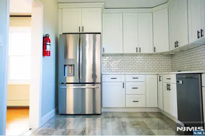 475 Nelson Avenue, Cliffside Park, NJ 07010 - Photo 12