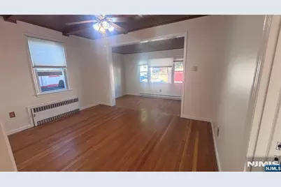 440 Central Avenue, Carlstadt, NJ 07072 - Photo 4