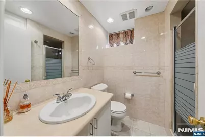144 Cliff Road, Woodbridge Township, NJ 07067 - Photo 22