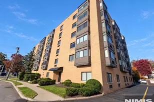 5 Linden Street 4I, Hackensack, NJ 07601 - Photo 1