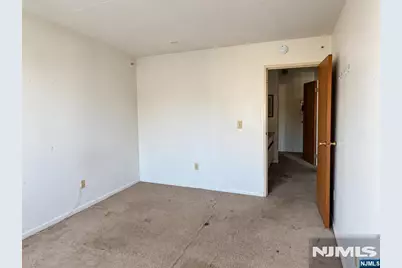 5 Linden Street 4I #4I, Hackensack, NJ 07601 - Photo 8