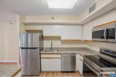 316 Prospect 3C #3C, Hackensack, NJ 07601 - Photo 12