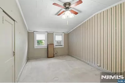 43 Broadway, Park Ridge, NJ 07656 - Photo 18