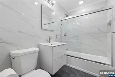 86 N Walnut Street, Ridgewood, NJ 07450 - Photo 18