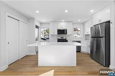 86 N Walnut Street, Ridgewood, NJ 07450 - Photo 14