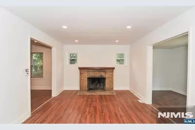 280-282 Seneca Place 2 #2, Plainfield, NJ 07062 - Photo 2