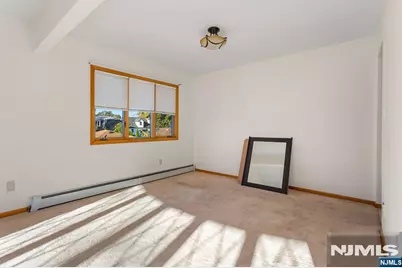 55 Grant Street, Elmwood Park, NJ 07407 - Photo 12