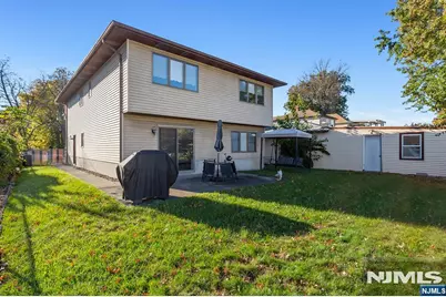 55 Grant Street, Elmwood Park, NJ 07407 - Photo 4