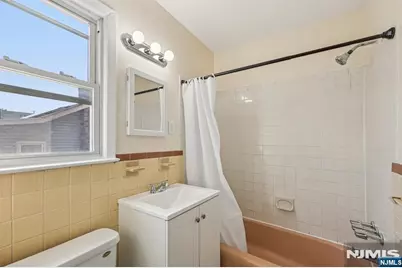 17 Cuozzo Street 27 #27, Belleville, NJ 07109 - Photo 10
