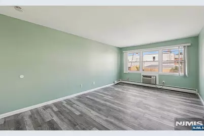 17 Cuozzo Street 27 #27, Belleville, NJ 07109 - Photo 2