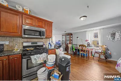 409 12th Street, Union City, NJ 07087 - Photo 10