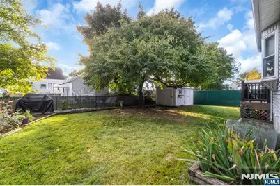 23 Schlosser Drive, Rochelle Park Township, NJ 07662 - Photo 36
