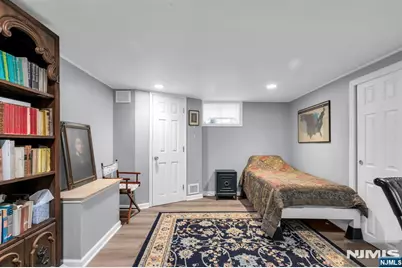 23 Schlosser Drive, Rochelle Park Township, NJ 07662 - Photo 28