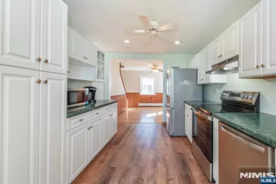 16 Orchard Drive, Clifton, NJ 07012 - Photo 8
