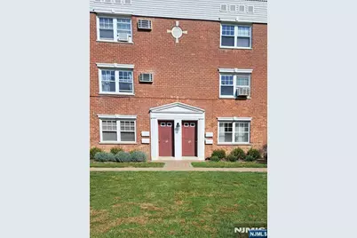 90 Hastings Avenue A #A, Rutherford, NJ 07070 - Photo 1