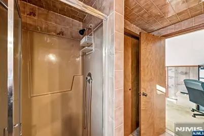 29 Miller Street, Saddle Brook Township, NJ 07663 - Photo 6