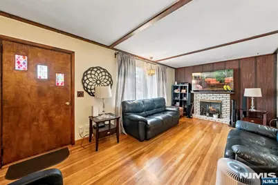 29 Miller Street, Saddle Brook Township, NJ 07663 - Photo 30