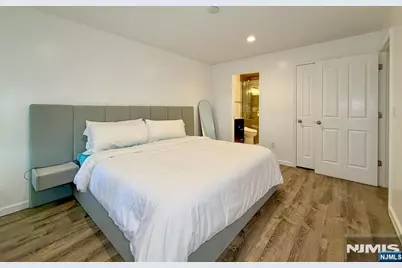 3 Juniper Court 128 #128, Clifton, NJ 07014 - Photo 16
