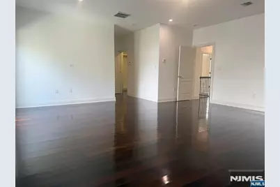 135 Paterson Avenue, Lodi, NJ 07644 - Photo 28