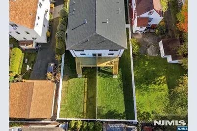 33 Cedar Street, Garfield, NJ 07026 - Photo 34