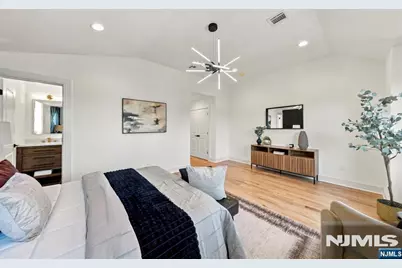 33 Cedar Street, Garfield, NJ 07026 - Photo 24